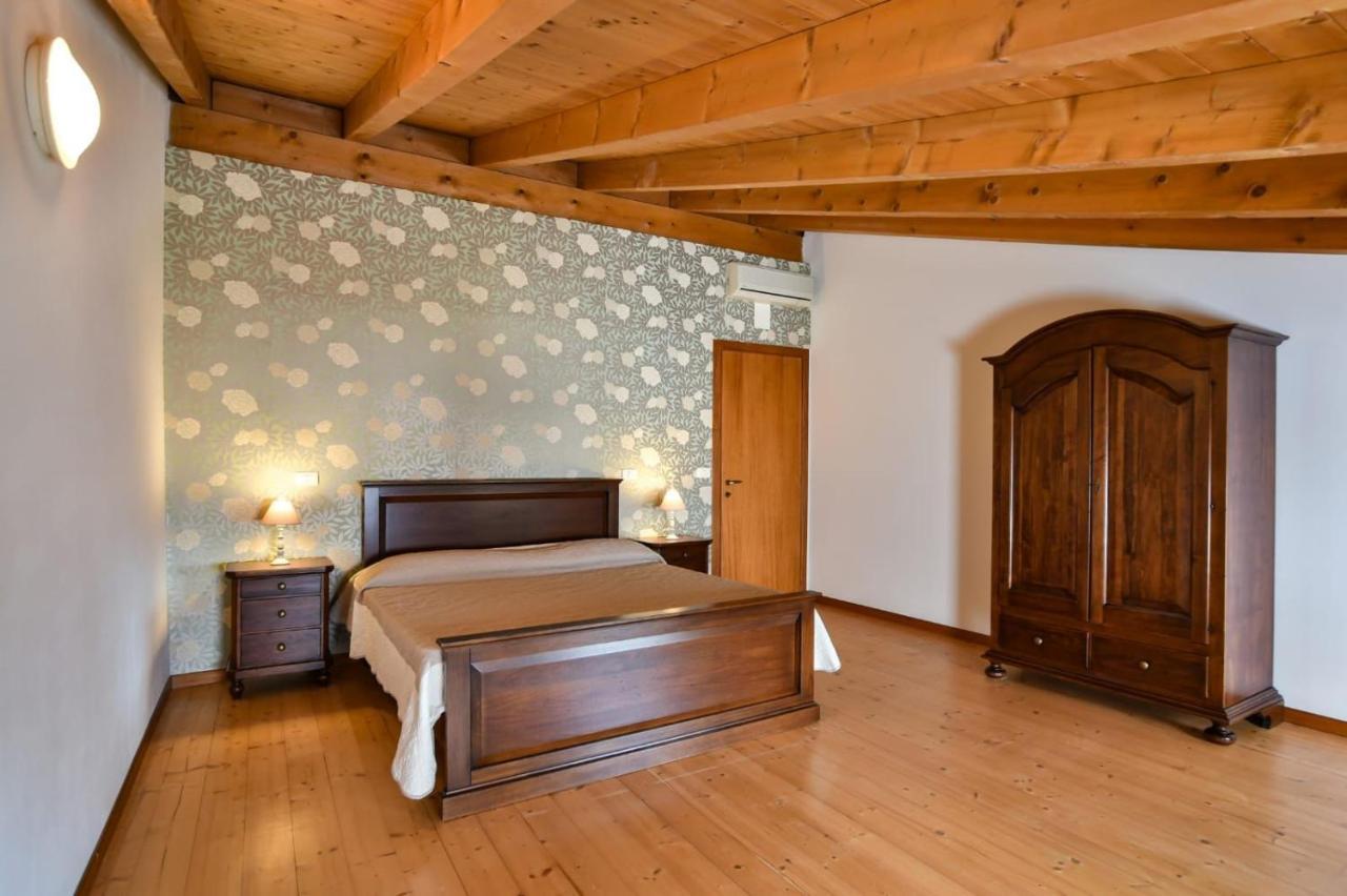 Agriturismo Colombare Teboi Lazise Eksteriør billede