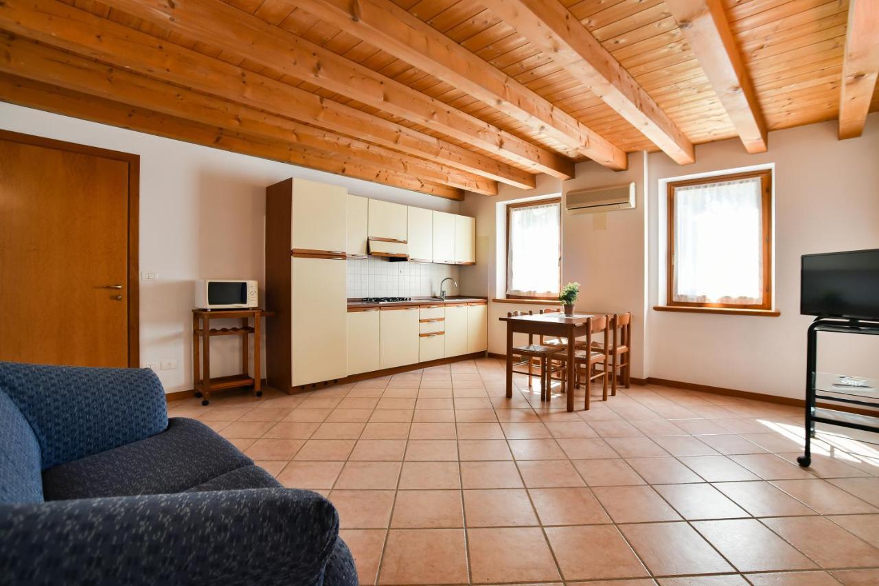 Agriturismo Colombare Teboi Lazise Eksteriør billede