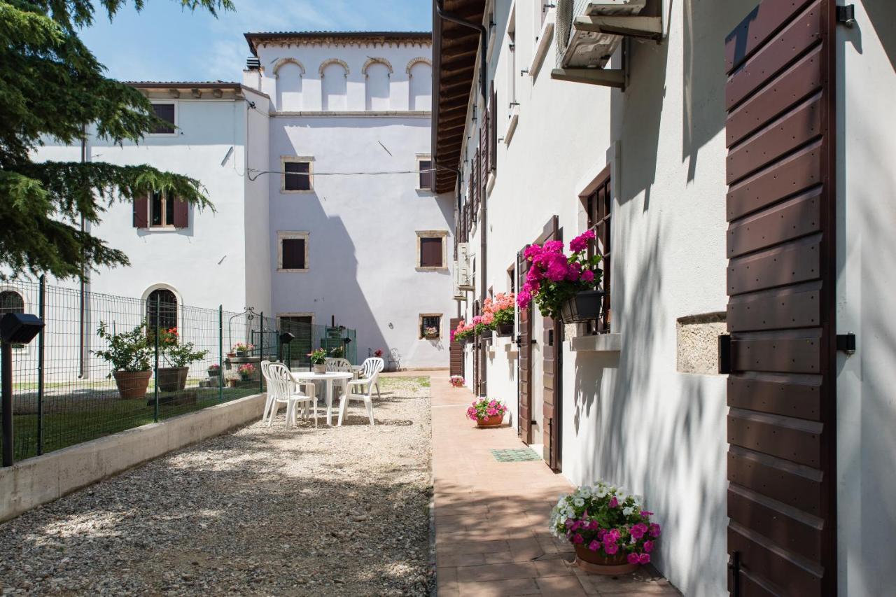 Agriturismo Colombare Teboi Lazise Eksteriør billede
